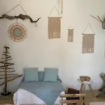 Alojamento de Acomodação e Pequeno-almoço Masseria Li Vecchi