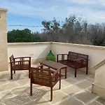 Alojamento de Acomodação e Pequeno-almoço Masseria Li Vecchi