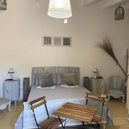 Alojamento de Acomodação e Pequeno-almoço Masseria Li Vecchi Squinzano
