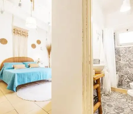 Masseria Li Vecchi Alojamento de Acomodação e Pequeno-almoço Squinzano