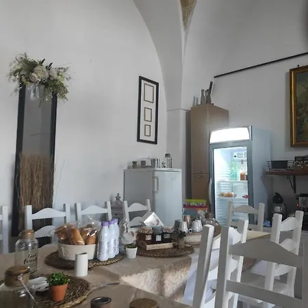 Masseria Li Vecchi *