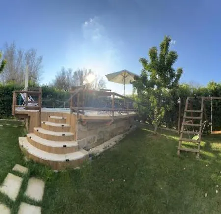 Masseria Li Vecchi Couette-café 4*