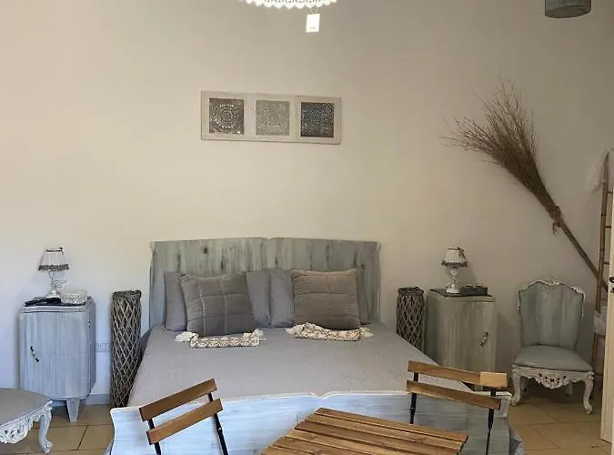 Bed and Breakfast Masseria Li Vecchi Squinzano